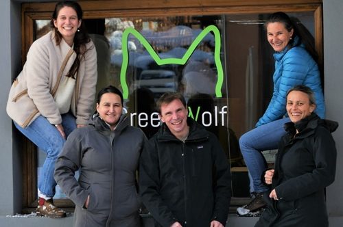 fabrice-pairot-green-wolf-recad-color-2-500 green wolf outdoor