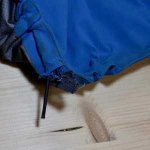 Drawstring - To be refastened